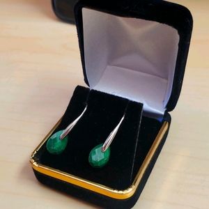 Natural green sapphire in 14k White Gold solid